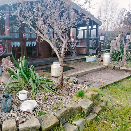 Holzhaus דירה *